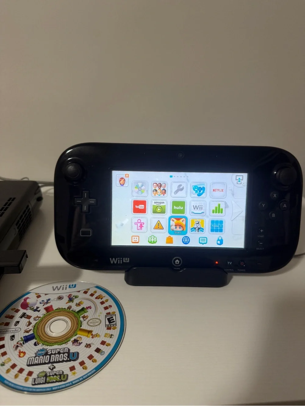 Nintendo Wii U Pink GamePad with Accessories